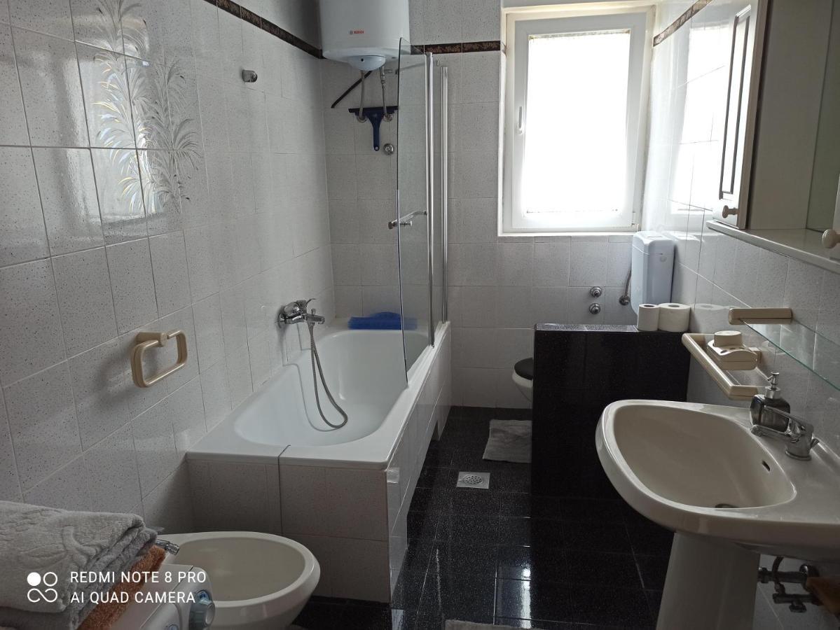 אומאג Lea Apartment מראה חיצוני תמונה